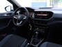 Volkswagen T-Cross 1.5 TSI Style Business R 150pk DSG | R-Line | Navigatie | Stoelverwarming | LED | Camera | Trekhaak | Side Assist | Cruise control | Climate control