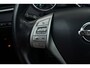 Nissan Qashqai 1.6 N-Connecta | Panoramadak | Navi | 360 camera | Trekhaak |