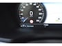 Volvo V60 2.0 B3 Business Pro | Adaptive Cruise | Stoel + Stuur Verwarmd | Trekhaak | Camera | Verwarmde voorruit |
