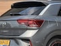 Volkswagen T-Roc 1.5 TSI R-Line Business+ Trekhaak / Carplay / Panodak / Sportstoelen / Adapt. Cruise