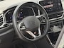 Volkswagen T-Roc 1.5 TSI R-Line Business+ Trekhaak / Carplay / Panodak / Sportstoelen / Adapt. Cruise