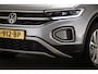 Volkswagen T-Roc 1.5 TSI Style | IQ LIGHT | STOELVERWARMING | CLIMA | APP CONNECT | DAB | PDC
