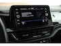 Volkswagen T-Roc 1.5 TSI 150pk DSG R-Line Business+ Black Style Trekhaak Camera IQ.Light Virtual Cockpit Keyless Navigatie