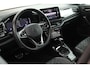 Volkswagen T-Roc 1.5 TSI 150pk DSG R-Line Business+ Black Style Trekhaak Camera IQ.Light Virtual Cockpit Keyless Navigatie