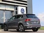 Volkswagen Tiguan 1.5 TSI 150 pk DSG Elegance | Trekhaak | App Connect | Climate Control | StoelVerwarming V + A | Stuurverwarming | Camera | Elektrische Klep |