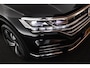 Volkswagen Touareg 3.0 TSI 381pk eHybrid 4MOTION Trekhaak Leder 360Camera Dynaudio Panoramadak Virtual Cockpit Navigatie