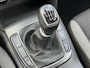 Hyundai Kona 1.0T Essence 2e Eigenaar,Trekhaak,Camera,Carplay,Navi,Clima,Cruise,6 Bak,N.A.P,120pk,Lm velgen,Rijstrooksensor,Pdc,Apk tot 03-2027