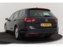 Volkswagen Passat Variant 1.5 TSI Business | Trekhaak | Org NL | Digital Cockpit | CarPlay | Camera |