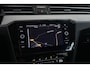 Volkswagen Passat Variant 1.5 TSI Business | Trekhaak | Org NL | Digital Cockpit | CarPlay | Camera |