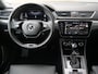 Skoda Superb Combi 1.4 TSI iV Syle 218 Pk Automaat Navi / DAB / Pano-dak / Apple Carplay / Leer