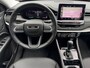 Jeep Compass 1.5T e-Hybrid Longitude | 360 Camera | Navi By App | All-Season banden | Winter Pack | Climate Control