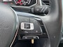 Volkswagen T-Roc 1.0 TSI Style Camera / PDC / Clima / Lane / Add. Cruise / Spraak bediening / Carplay / Trekhaak