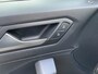 Volkswagen T-Roc 1.0 TSI Style Camera / PDC / Clima / Lane / Add. Cruise / Spraak bediening / Carplay / Trekhaak