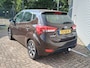 Hyundai ix20 1.6i Go! | Navi | Trekhaak | Automaat | Camera | Cruise | ECC | Stoelverwarming | Bluetooth