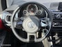 Volkswagen Up! 1.0 high up! BlueMotion - Pano - Airco - Parkeersensoren -