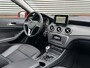 Mercedes-Benz GLA 200 Ambition | AMG | Stoelverwarming | Trekhaak | Navigatie | Goed onderhouden |