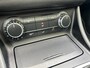 Mercedes-Benz GLA 200 Ambition | AMG | Stoelverwarming | Trekhaak | Navigatie | Goed onderhouden |