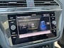 Volkswagen Tiguan 1.4 TSI eHybrid Life / AUTOMAAT/ 245 PK/ PANO/ TREKHAAK/ PARK.SENSOR.V+A/ STUURVERWARM./ ADAPTIVE CRUISE/ APP-CONNECT/ DIGITAL DASH/ NAVI/ DAB/ CLIMA