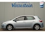 Toyota Auris 1.8 Full Hybrid Aspiration / Automaat / Climate / Cruise / Trekhaak / Navi / NL-Auto