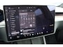 Tesla Model X Plaid AWD 6p. 100kWh | 1020pk | 71.500,- ex BTW | Luchtvering | Autopilot | Carbon | Trekhaak | Stoelventilatie | Leder | Sterrenhemel | Display Achter | Verwarmd Stuurwiel |