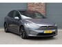Tesla Model X Plaid AWD 6p. 100kWh | 1020pk | 71.500,- ex BTW | Luchtvering | Autopilot | Carbon | Trekhaak | Stoelventilatie | Leder | Sterrenhemel | Display Achter | Verwarmd Stuurwiel |