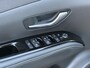 Hyundai Tucson 1.6 T-GDI HEV Comfort / Navigatie / Camera / Parkeersensoren v + a / Climate Control / 19 inch LMV / Telefoon / Dealer onderhouden auto.