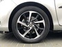 Toyota Yaris 1.5 Hybrid Executive | Trekhaak, Navigatie, Panoramadak, Leer/Alcantara, Armsteun, 16inch, Keyless