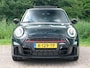 MINI John Cooper Works 3-Deurs 2.0 Essential 231 PK | BTW | Harman kardon | Leder | Panoramadak | Stuur & Stoelverwarming | Head-Up | Parkeersensoren | Full Options.