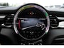 MINI John Cooper Works 3-Deurs 2.0 Essential 231 PK | BTW | Harman kardon | Leder | Panoramadak | Stuur & Stoelverwarming | Head-Up | Parkeersensoren | Full Options.