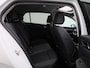Volkswagen Golf 1.0 eTSI Life | Automaat | Panorama dak | Virtual cockpit | Parkeer sensoren | Stoel/stuur verwarming | Navigatie | Apple Carplay / Android Auto | Sfeerverlichting | Lichtmetalen Velgen |