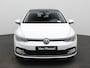 Volkswagen Golf 1.0 eTSI Life | Automaat | Panorama dak | Virtual cockpit | Parkeer sensoren | Stoel/stuur verwarming | Navigatie | Apple Carplay / Android Auto | Sfeerverlichting | Lichtmetalen Velgen |
