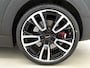 MINI Clubman 2.0 JCW ALL4 John Cooper Works | Automaat | Panoramadak | Navigatie | Memory seats | Virtual cockpit | Union Jack achterlichten | Head up display | Apple CarPlay / Android Auto | Vol Leer | Harman-Kardon | Achteruitrijcamera | Stoelverwarming | Climate Control | Sportonderstel | DAB | Lichtmetalen Velgen |