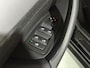 BMW X2 SDrive18i Business X Line Automaat / Panorama dak / Climate control / Parkeer sensoren