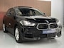 BMW X2 SDrive18i Business X Line Automaat / Panorama dak / Climate control / Parkeer sensoren
