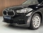 BMW X2 SDrive18i Business X Line Automaat / Panorama dak / Climate control / Parkeer sensoren