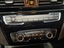 BMW X2 SDrive18i Business X Line Automaat / Panorama dak / Climate control / Parkeer sensoren