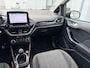Ford Fiesta 1.1i Trend 5-Deurs 85 PK. Zuinige en goed onderhouden auto van de tweede eigenaar !!! Prachtige staat en rijdt ook helemaal nieuw !! Kansje !