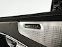 Volvo XC90 T8 Plug-in hybrid AWD Ultra Dark | Panoramadak | 360º camera | Luchtvering | Head- Up display | Bowers & Wilkins | Stoelventilatie | Trekhaak