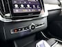 Volvo XC90 T8 Plug-in hybrid AWD Ultra Dark | Panoramadak | 360º camera | Luchtvering | Head- Up display | Bowers & Wilkins | Stoelventilatie | Trekhaak