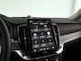 Volvo XC90 T8 Plug-in hybrid AWD Ultra Dark | Panoramadak | 360º camera | Luchtvering | Head- Up display | Bowers & Wilkins | Stoelventilatie | Trekhaak
