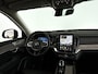 Volvo XC90 T8 Plug-in hybrid AWD Ultra Dark | Panoramadak | 360º camera | Luchtvering | Head- Up display | Bowers & Wilkins | Stoelventilatie | Trekhaak
