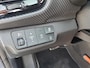 Kia Stonic 1.0 T-GDi MHEV GT-PlusLine | Stoel en stuurverwarming | Schuifdak | Dodehoek detectie | Climate control | Cruise control | Camera | Navigatie | Parkeersensoren voor en achter |