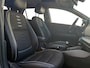 Kia Stonic 1.0 T-GDi MHEV GT-PlusLine | Stoel en stuurverwarming | Schuifdak | Dodehoek detectie | Climate control | Cruise control | Camera | Navigatie | Parkeersensoren voor en achter |