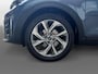 Kia Stonic 1.0 T-GDi MHEV GT-PlusLine | Stoel en stuurverwarming | Schuifdak | Dodehoek detectie | Climate control | Cruise control | Camera | Navigatie | Parkeersensoren voor en achter |