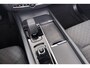 Volvo XC60 2.0 T6 350 PK PHEV AWD Business Pano-Dak Elek. Trekhaak Carplay