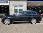 Skoda Superb Combi 1.4 TSI iV Laurin & Klement / AUTOMAAT/ PANO/ TREKHAAK/ LEER/ STANDKACHEL/ DCC/ ACC/ PARK.SENSOR.V+A/ CAMERA/ STANDKACHEL/ STUUR+STOELVERWARM./ MEMORY SEAT/ SMARTLINK/ CANTON AUDIO/ ELEK.ACHTERKLEP/ DIGITAL DASH/ 19'' L