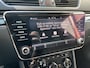 Skoda Superb Combi 1.4 TSI iV Laurin & Klement / AUTOMAAT/ PANO/ TREKHAAK/ LEER/ STANDKACHEL/ DCC/ ACC/ PARK.SENSOR.V+A/ CAMERA/ STANDKACHEL/ STUUR+STOELVERWARM./ MEMORY SEAT/ SMARTLINK/ CANTON AUDIO/ ELEK.ACHTERKLEP/ DIGITAL DASH/ 19'' L