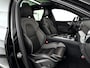 Volvo XC60 T8 Plug-in hybrid AWD Ultra Black Edition | Panoramadak | 360° camera | Luchtvering | Head-up display | Harman Kardon | Stoel- en Stuurverwarming | Trekhaak
