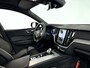 Volvo XC60 T8 Plug-in hybrid AWD Ultra Black Edition | Panoramadak | 360° camera | Luchtvering | Head-up display | Harman Kardon | Stoel- en Stuurverwarming | Trekhaak
