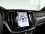 Volvo XC60 T8 Plug-in hybrid AWD Ultra Black Edition | Panoramadak | 360° camera | Luchtvering | Head-up display | Harman Kardon | Stoel- en Stuurverwarming | Trekhaak